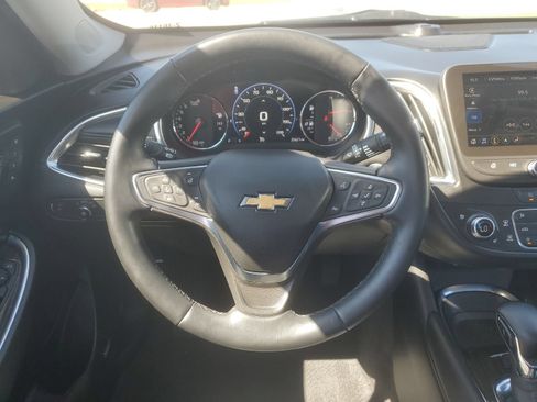 Used 2024 Chevrolet Malibu LT FWD image 11