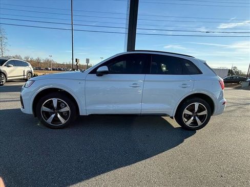 Used 2023 Audi Q5 2.0T Premium Plus w/ Premium Plus Package image 6