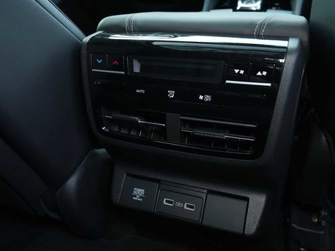 Certified 2024 Acura MDX SH-AWD w/ Technology Package image 29