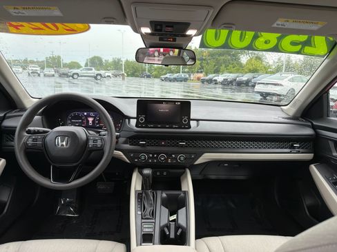 Used 2024 Honda Accord EX image 27