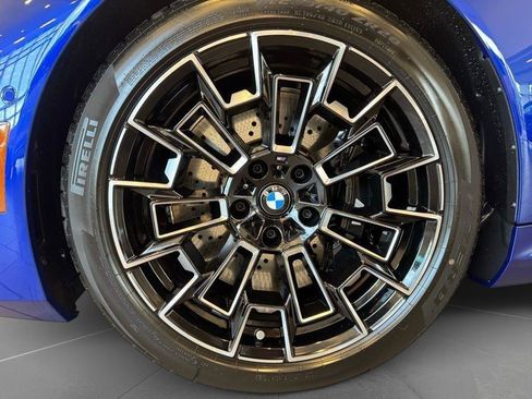 New 2026 BMW M5 w/ Carbon Package AWD/4WD image 11