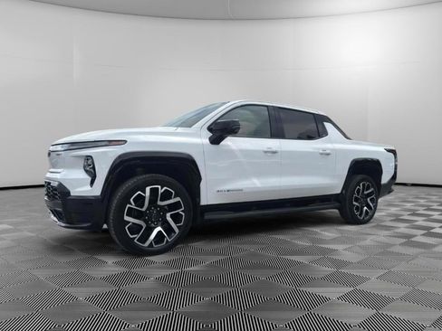 Used 2024 Chevrolet Silverado EV RST image 1