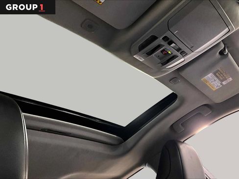 Certified 2025 Toyota Highlander XLE AWD/4WD image 14