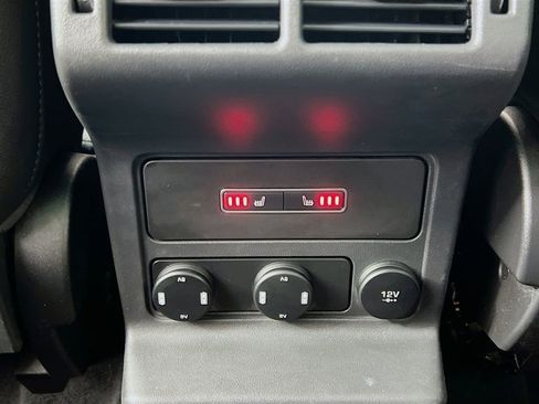 Used 2020 Jaguar F-PACE Prestige image 26