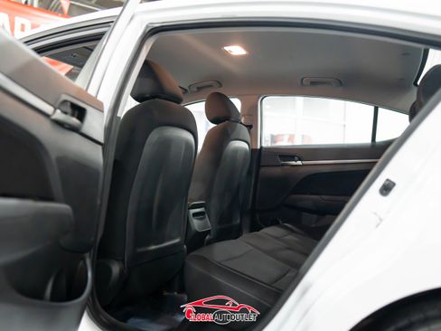 Used 2018 Hyundai Elantra SEL image 20