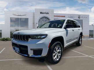 Used 2021 Jeep Grand Cherokee L Limited AWD/4WD video 4
