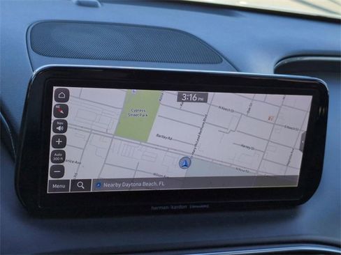 Used 2023 Hyundai Santa Fe SEL w/ Premium Package image 22