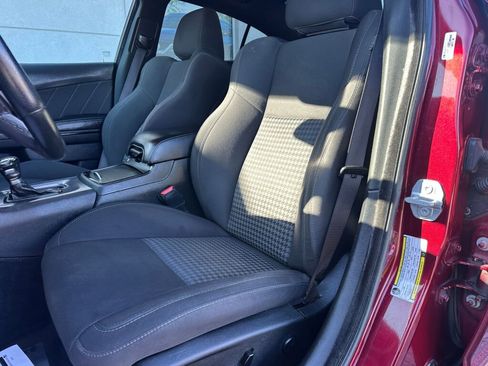 Used 2019 Dodge Charger R/T w/ Blacktop Package image 11