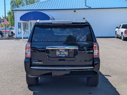 Used 2020 GMC Yukon Denali w/ Denali Ultimate Package AWD/4WD image 4