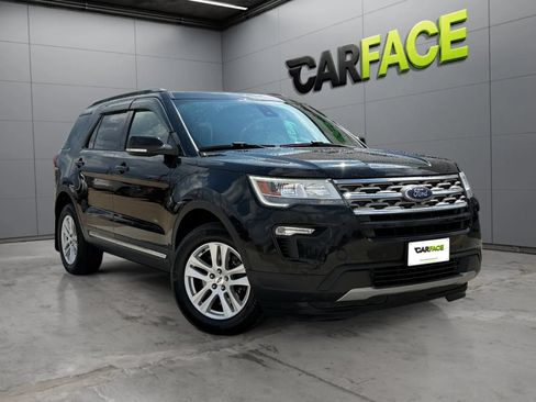 Used 2018 Ford Explorer XLT w/ Equipment Group 202A AWD/4WD image 1