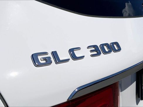 Used 2018 Mercedes-Benz GLC 300 4MATIC image 30
