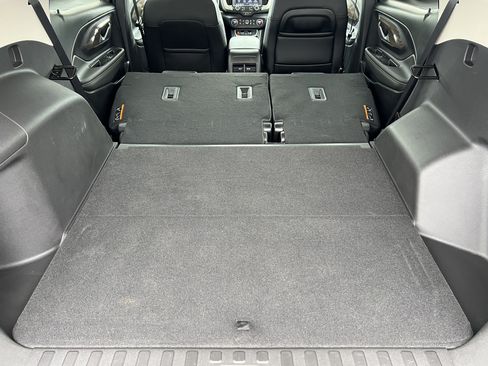Used 2024 GMC Terrain Denali w/ Black Diamond Edition AWD/4WD image 20
