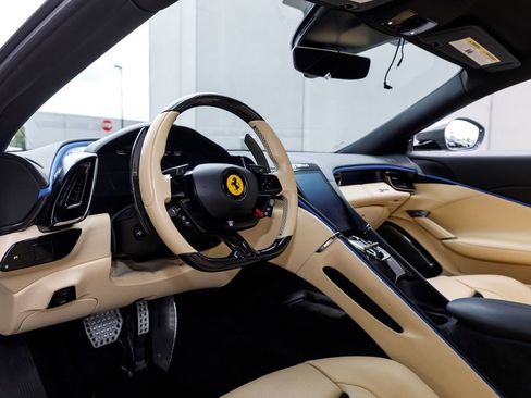 Used 2023 Ferrari Roma RWD image 25