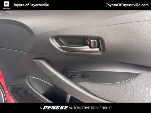Used 2023 Toyota Corolla LE FWD image 9