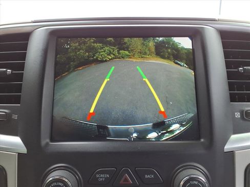 Used 2019 RAM 1500 Big Horn image 11