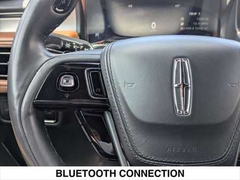 Certified 2024 Lincoln Aviator Reserve AWD/4WD image 12