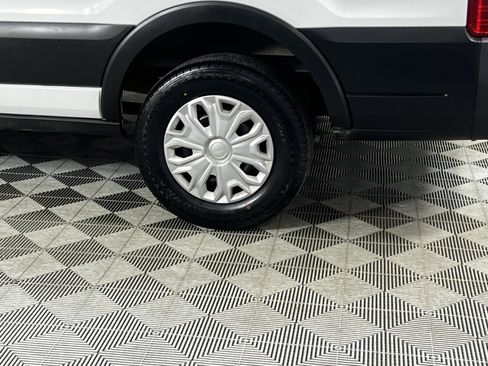 Used 2023 Ford Transit 350 XLT image 13