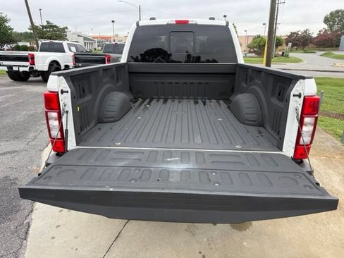 Used 2021 Ford F250 Lariat w/ Lariat Value Package AWD/4WD image 12