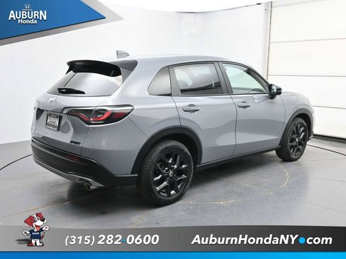 Used 2024 Honda HR-V Sport image 16