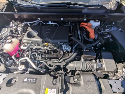 Used 2023 Toyota RAV4 SE w/ Weather & Moonroof Package image 35