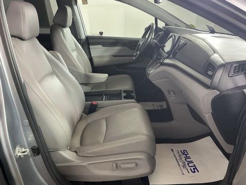 Used 2019 Honda Odyssey EX-L image 4