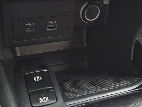 Certified 2024 Nissan Kicks SV FWD image 21