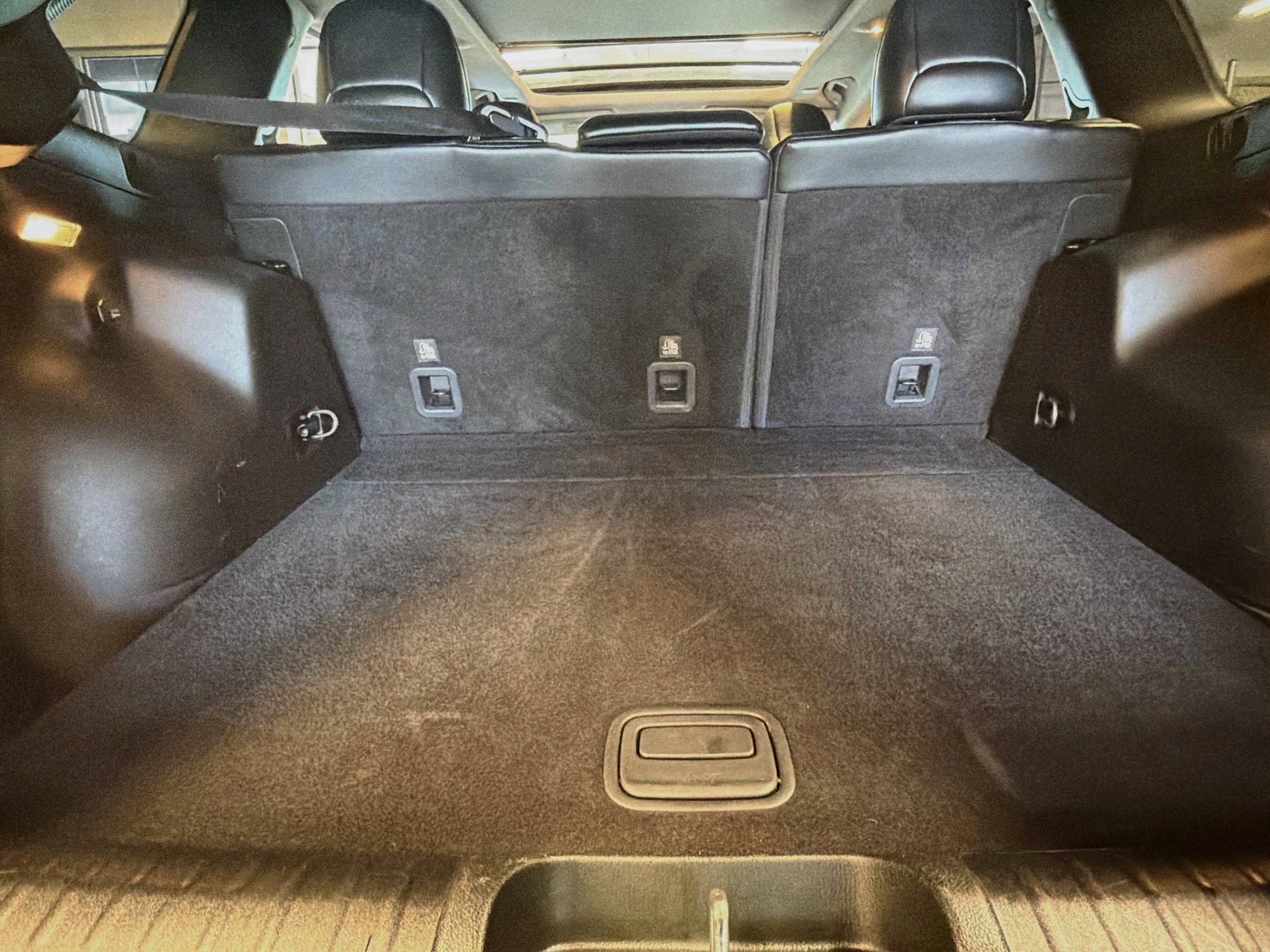 Used 2019 Jeep Cherokee Limited AWD/4WD image 30