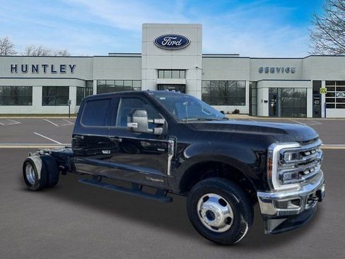 New 2024 Ford F350 Lariat image 3
