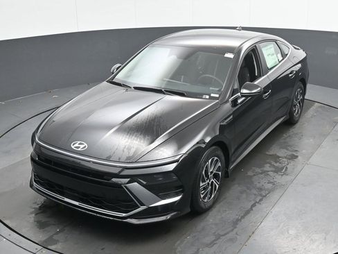 New 2026 Hyundai Sonata Blue FWD image 38