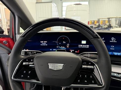 Used 2025 Cadillac Optiq Luxury 1 w/ LPO, Floor Liner Package image 56