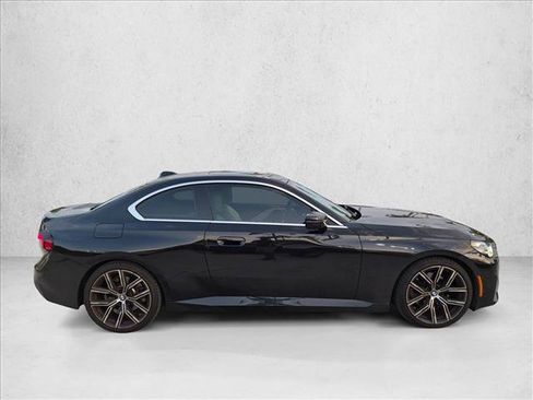 Used 2022 BMW 230i Coupe w/ Convenience Package RWD image 4