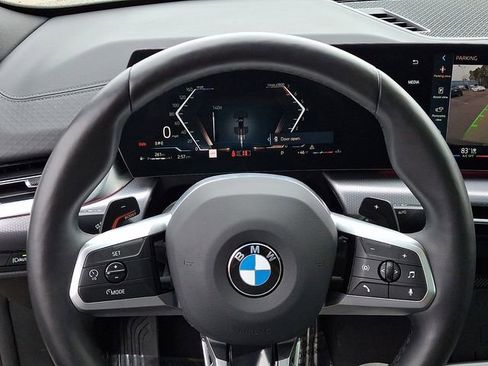 Used 2025 BMW X2 xDrive28i image 25