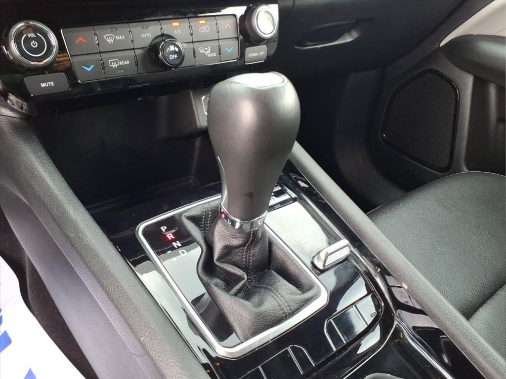 Used 2024 Jeep Compass Limited AWD/4WD image 8