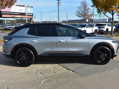 New 2026 Chevrolet Equinox EV RS image 4