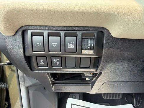 Used 2022 Subaru Ascent Limited w/ Technology Package AWD/4WD image 18
