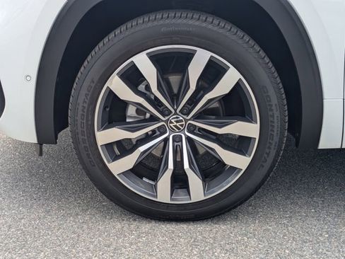 Used 2022 Volkswagen Atlas SEL Premium AWD/4WD image 12