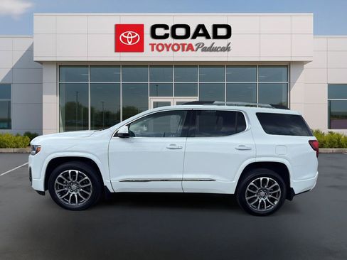 Used 2023 GMC Acadia Denali w/ Denali Technology Package FWD image 2