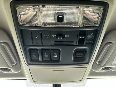 Used 2013 Toyota 4Runner Limited AWD/4WD image 26