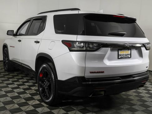 Used 2020 Chevrolet Traverse Premier w/ Redline Edition AWD/4WD image 17