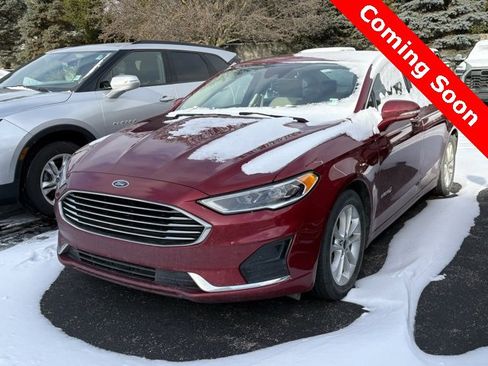 Used 2019 Ford Fusion SEL image 3