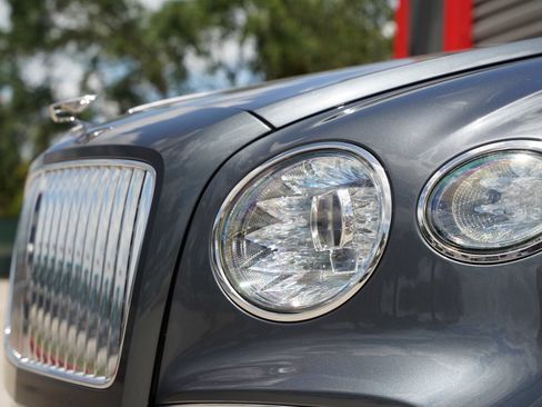 Used 2020 Bentley Flying Spur W12 AWD/4WD image 7