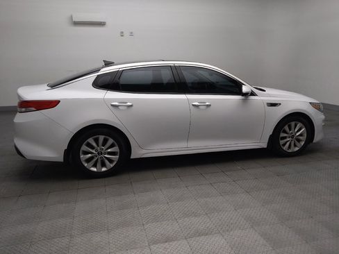 Used 2017 Kia Optima EX w/ Premium Package FWD image 10