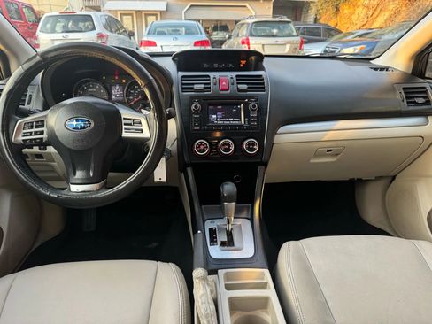 Used 2014 Subaru Crosstrek 2.0i Limited w/ Popular Package #2 image 16