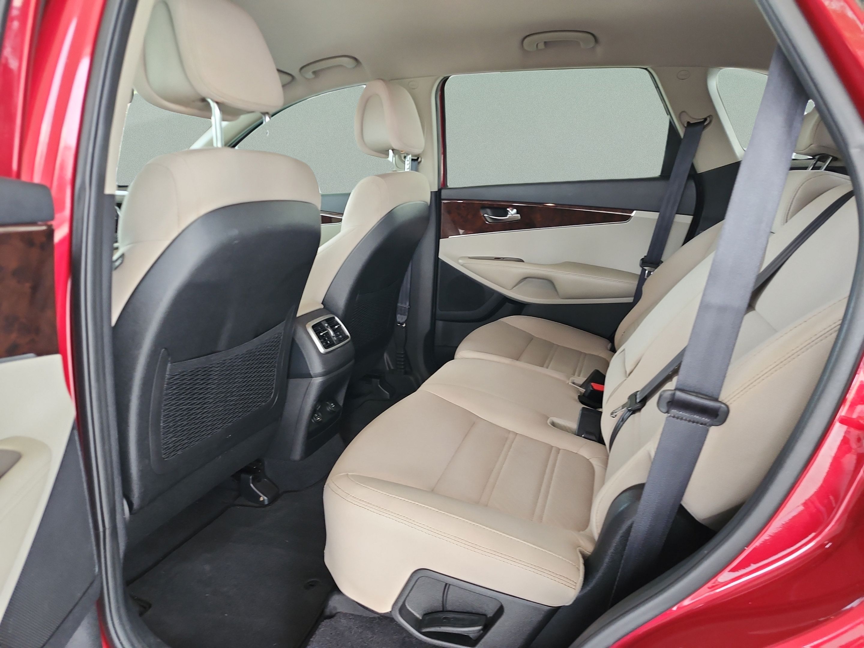 Used 2016 Kia Sorento FWD image 17