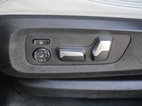 Used 2026 BMW X5 sDrive40i w/ M Sport Package RWD image 18