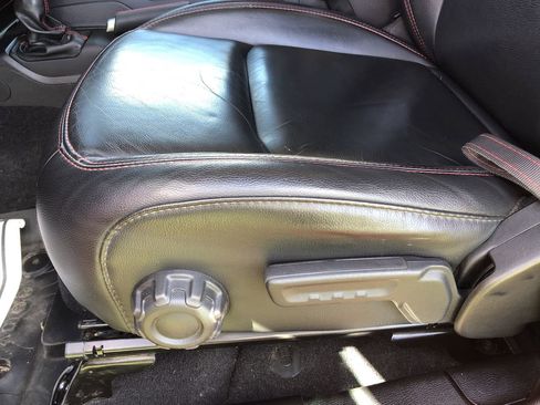 Used 2019 Jeep Wrangler Unlimited Rubicon w/ Dual Top Group image 13