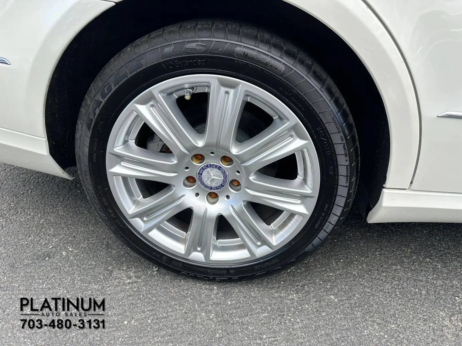 Used 2013 Mercedes-Benz E 350 BlueTEC Sedan image 18