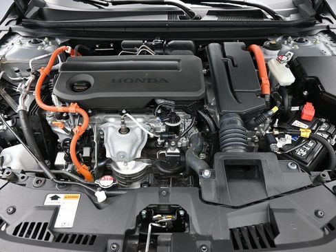 Used 2025 Honda Accord Sport image 36
