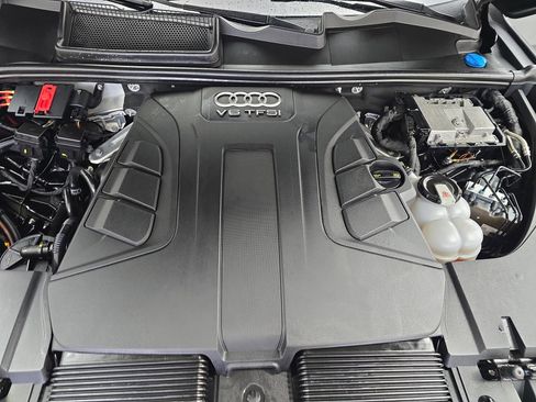 Used 2018 Audi Q7 3.0T Premium image 33