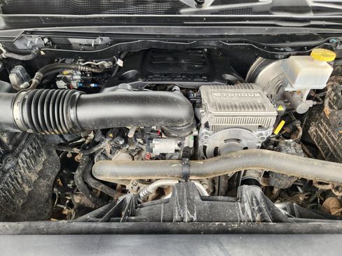 Used 2024 RAM 1500 Limited AWD/4WD image 34